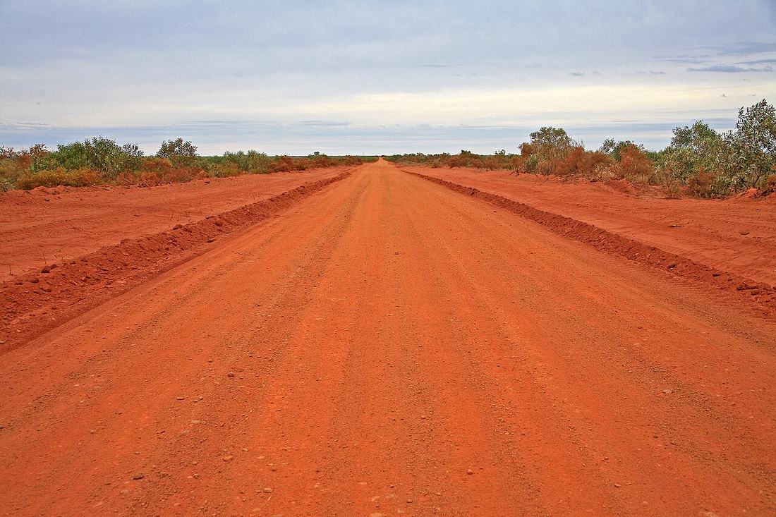 00 1986 Dust roads (corrugated tracks) in the outback of Australia